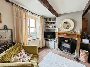 Lounge- click for photo gallery